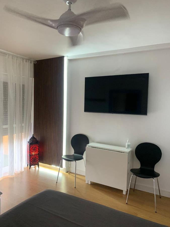 Sweet Home Benalmadena, Estudio Con Vistas Al Mar Y Excelente Conexion Wifi, Para No Fumadores, Con Piscinas, Sea Views, With Swimming Pools, Completely Renovated, Ideal For Older People, Bright With Morning Sun, No Smoking Exterior foto